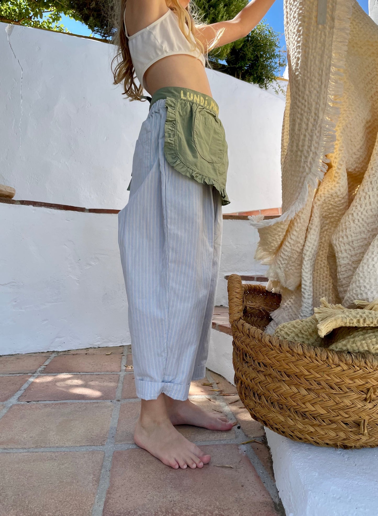 Chair Pintuck Pants Pants Bien a Bien